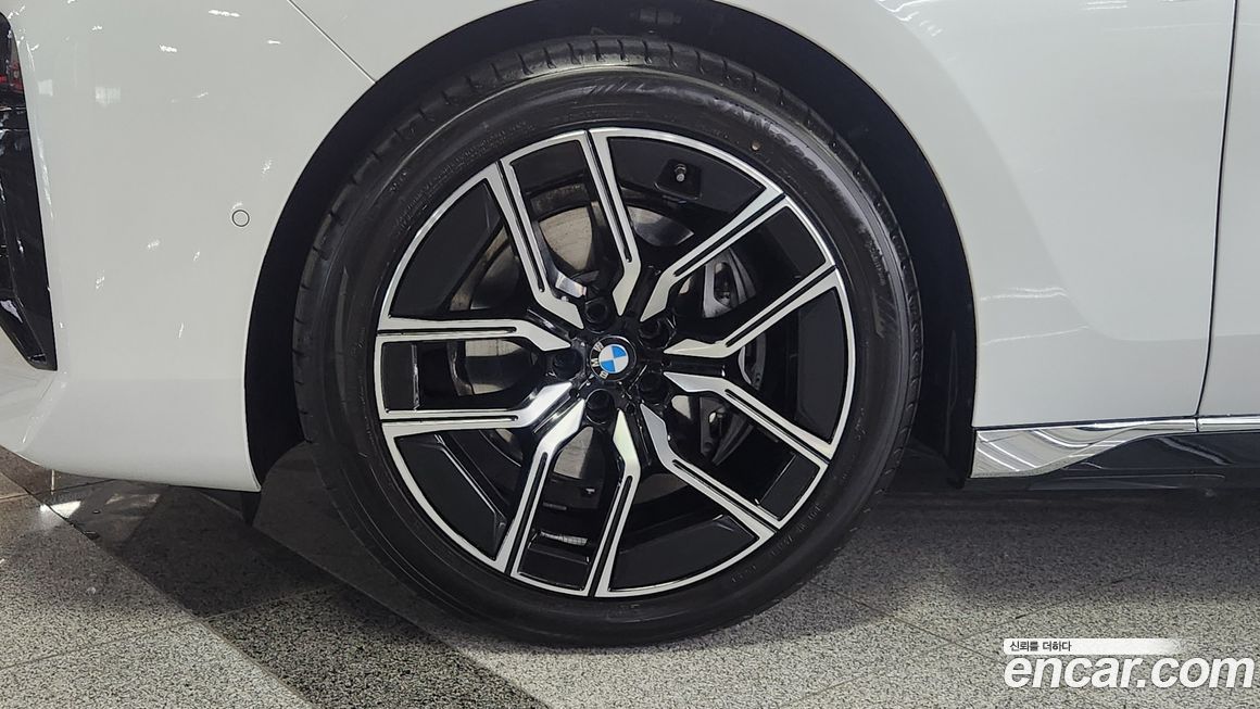 BMW 7-Series 740d xDrive M Sport, 2025