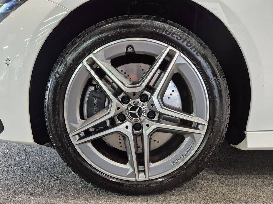 Mercedes-Benz CLA-Class CLA250 4MATIC, 2025