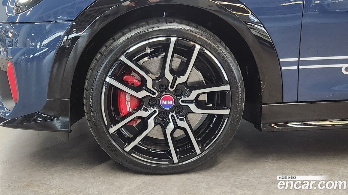 Mini Cooper JCW, 2025