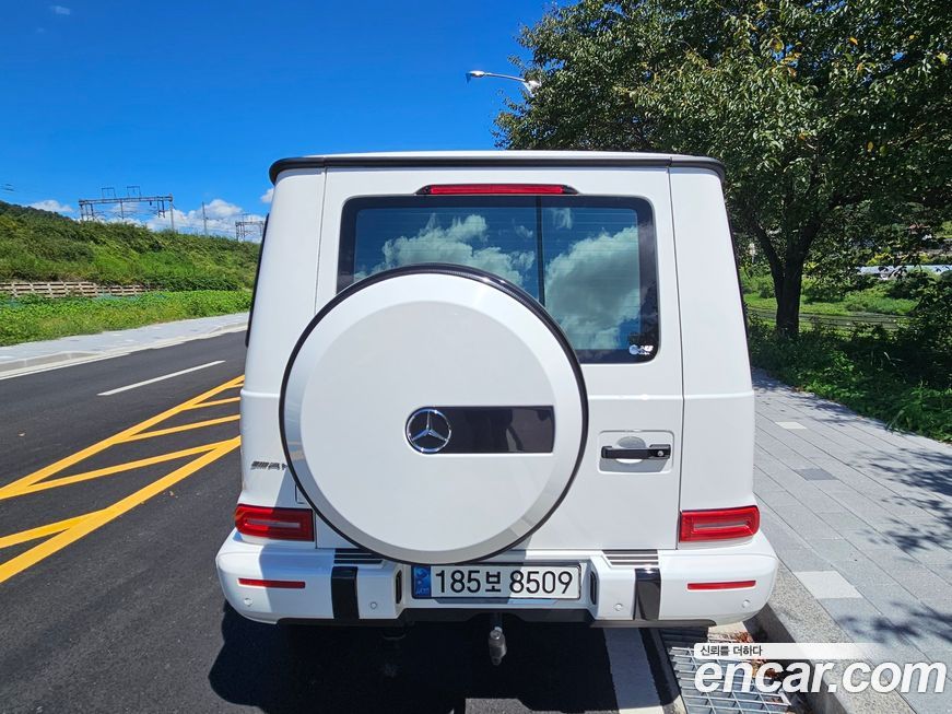 Mercedes-Benz G-Class G400d, 2023