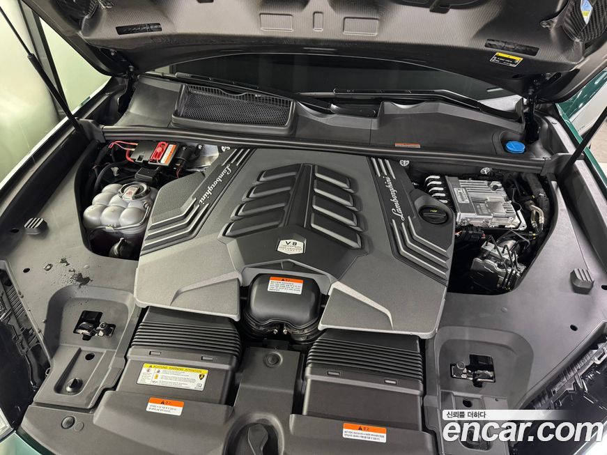 Lamborghini Urus 4.0 V8 S, 2024