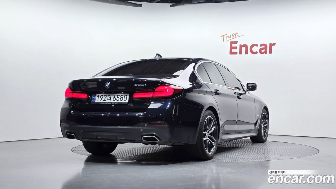 BMW 5-Series 520i M Sport, 2023