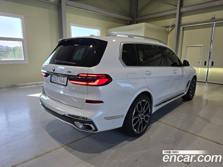 BMW X7 xDrive 40i M Sport 6STR, 2025