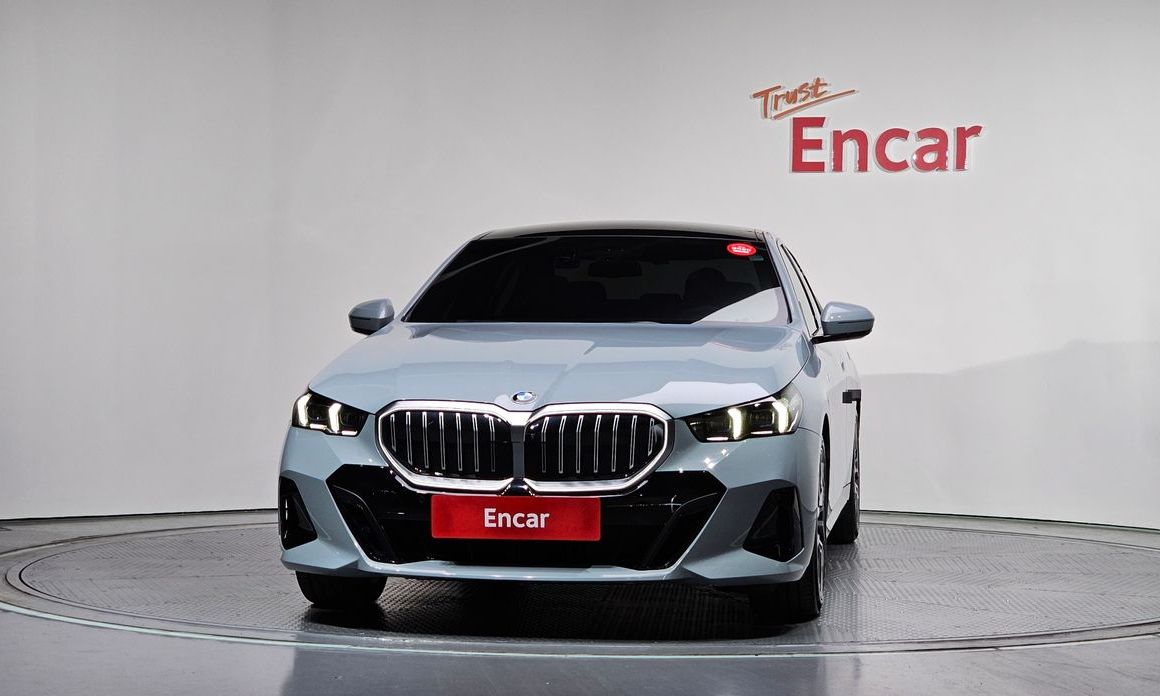 BMW 5-Series 520i M Sport, 2024