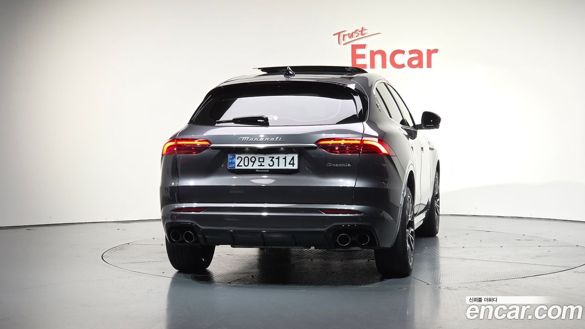 Maserati Grecale 2.0 AWD GT Type P, 2023