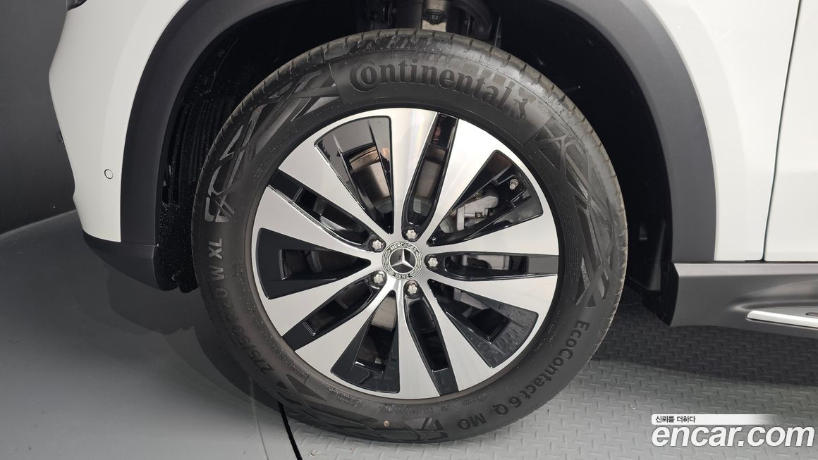 Mercedes-Benz GLE-Class GLE300d 4MATIC, 2025