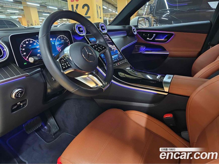 Mercedes-Benz GLC-Class GLC300 4MATIC Avnatgarde Coupe, 2025