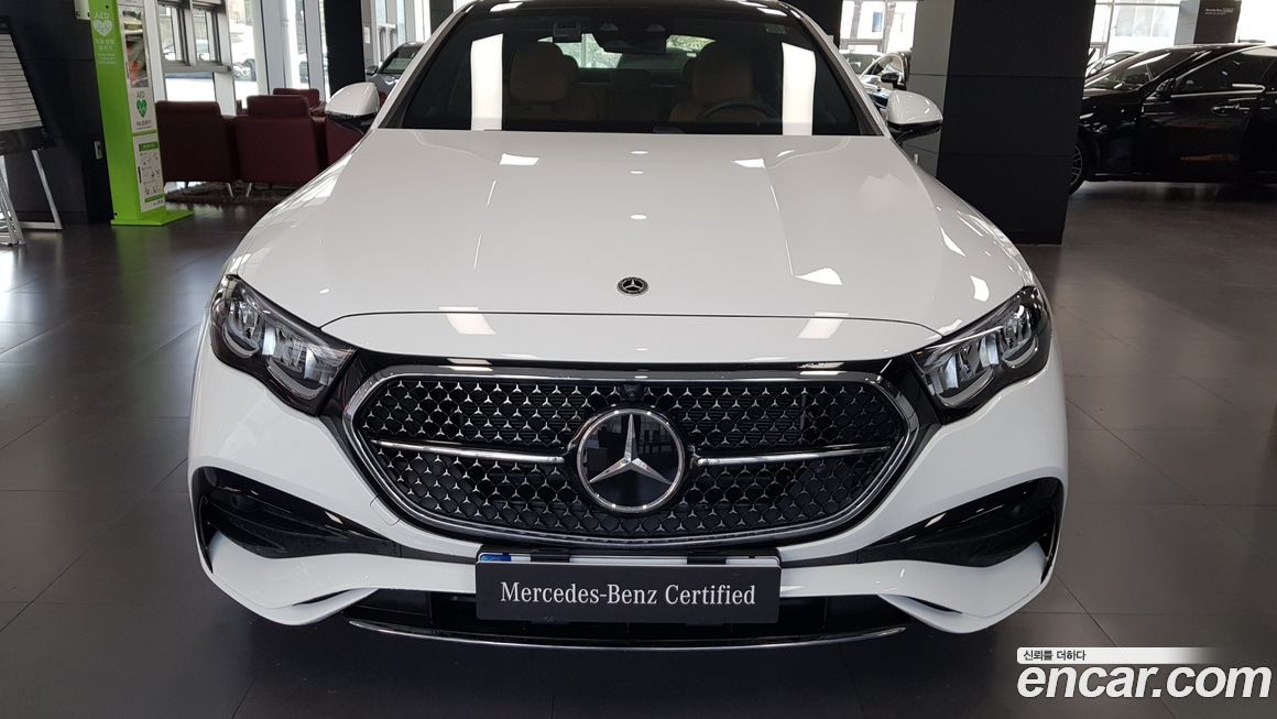 Mercedes-Benz E-Class E200 AMG Line, 2026