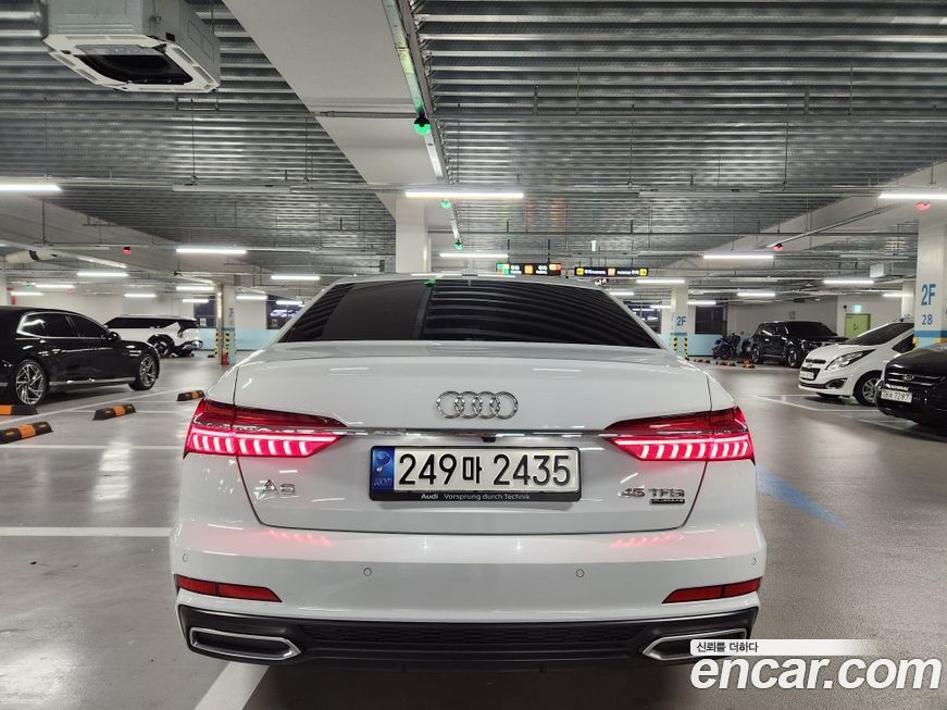 Audi A6 45 TFSI Quattro Premium, 2022