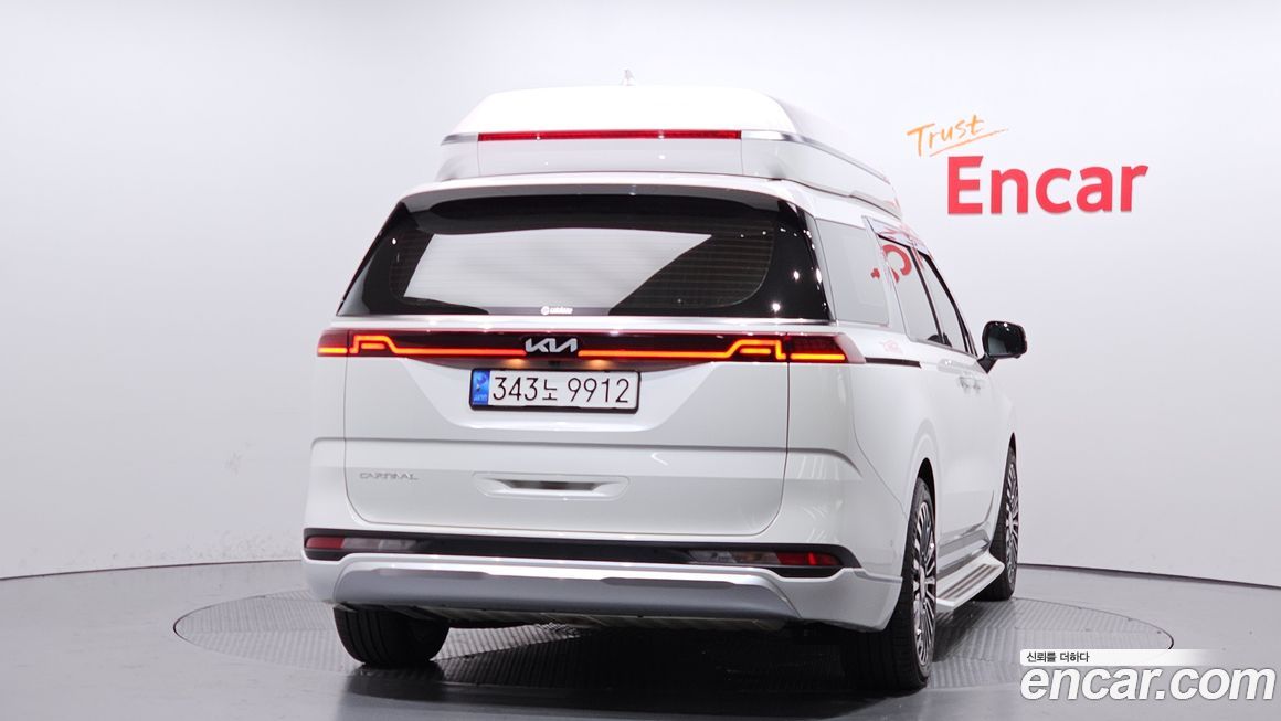 Kia Carnival 9-Seater Hi-Limousine, 2023