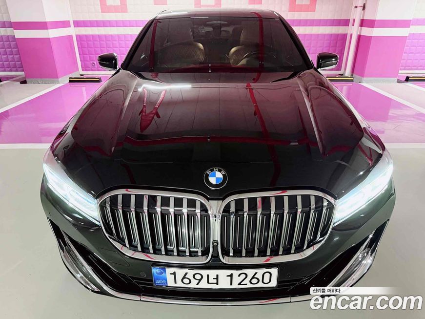 BMW 7-Series 740i Design Pure Excellence, 2021