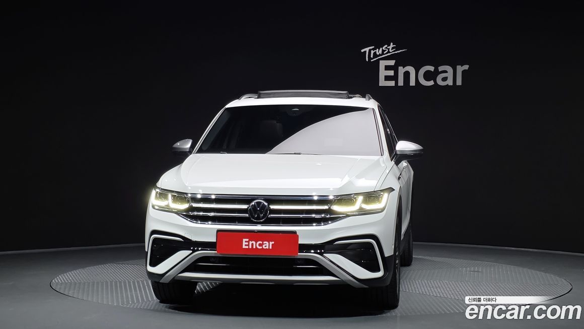 Volkswagen Tiguan 2.0 TSI Prestige, 2023