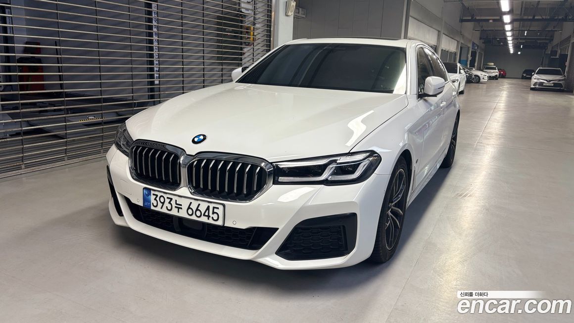BMW 5-Series 520i M Sport, 2023