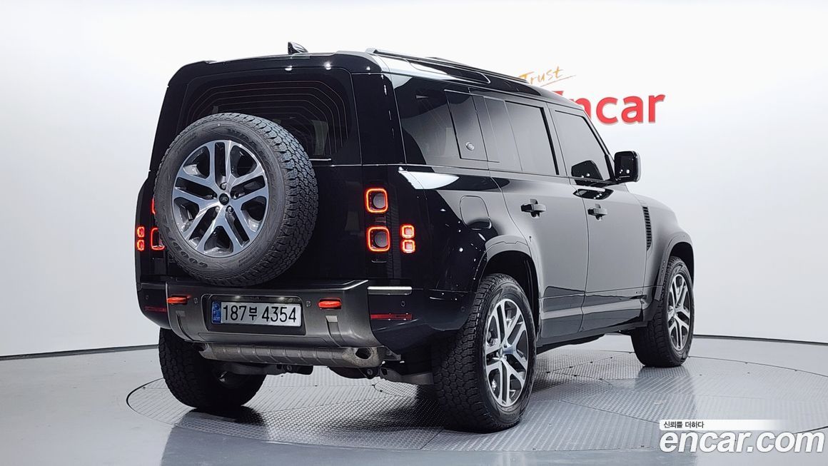 Land Rover Defender 110 P400 X, 2024