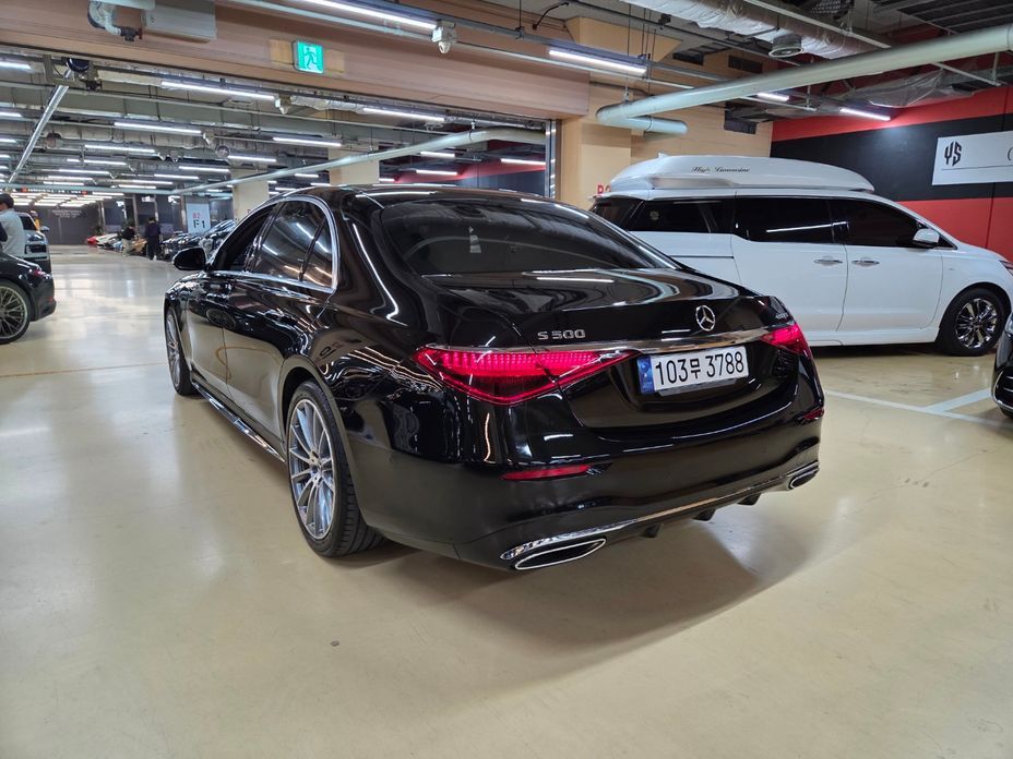 Mercedes-Benz S-Class S500L 4MATIC, 2022