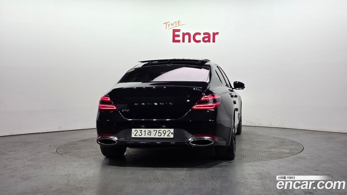 Genesis G70 Gasoline 2.0T 2WD, 2022