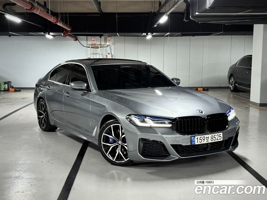 BMW 5-Series 530i M Sport Package, 2023