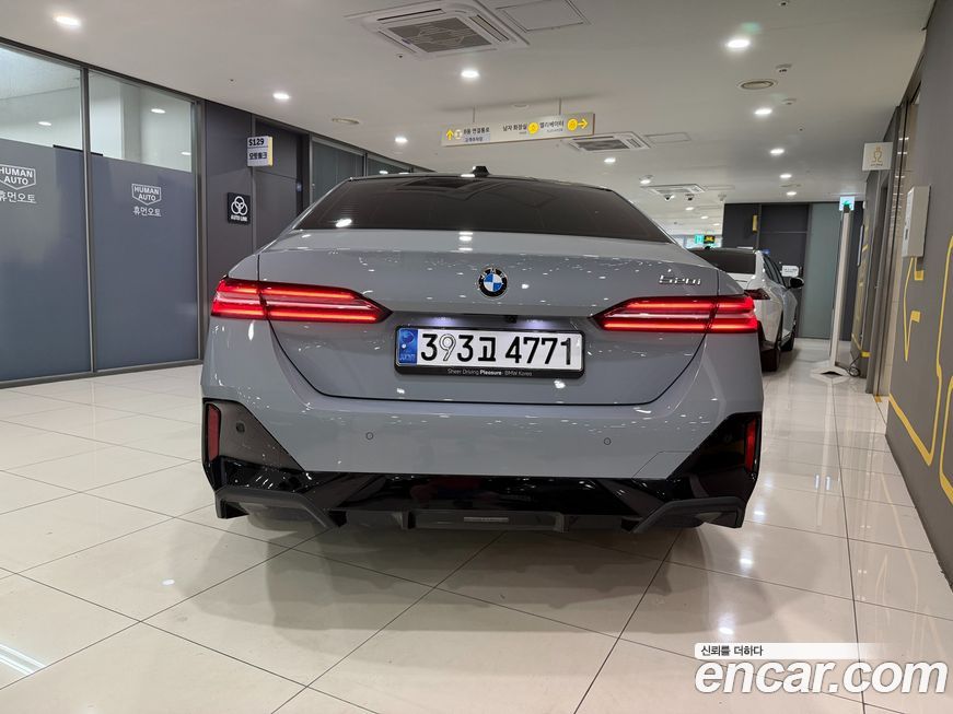 BMW 5-Series 520i M Sport, 2024