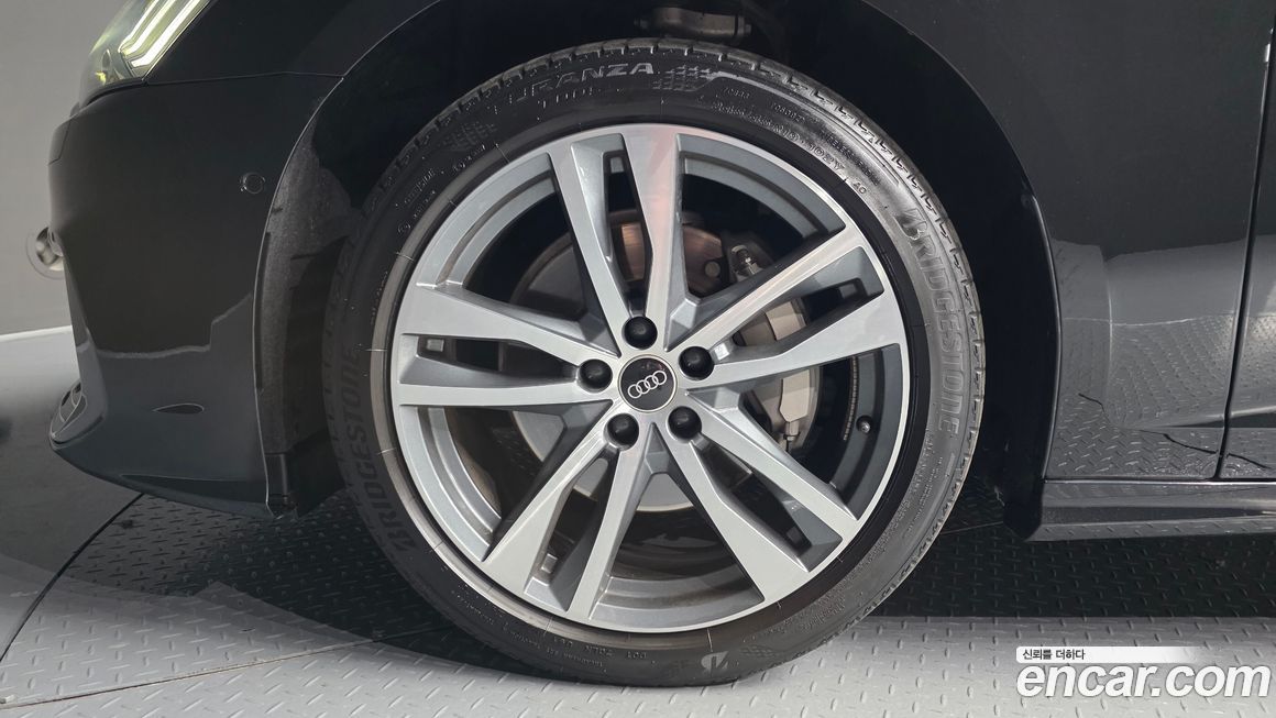 Audi A6 45 TFSI Premium, 2023
