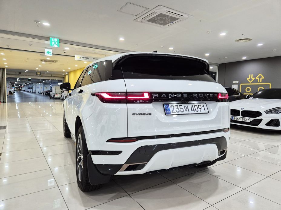 Land Rover Range Rover Evoque P250 Dynamic SE, 2025