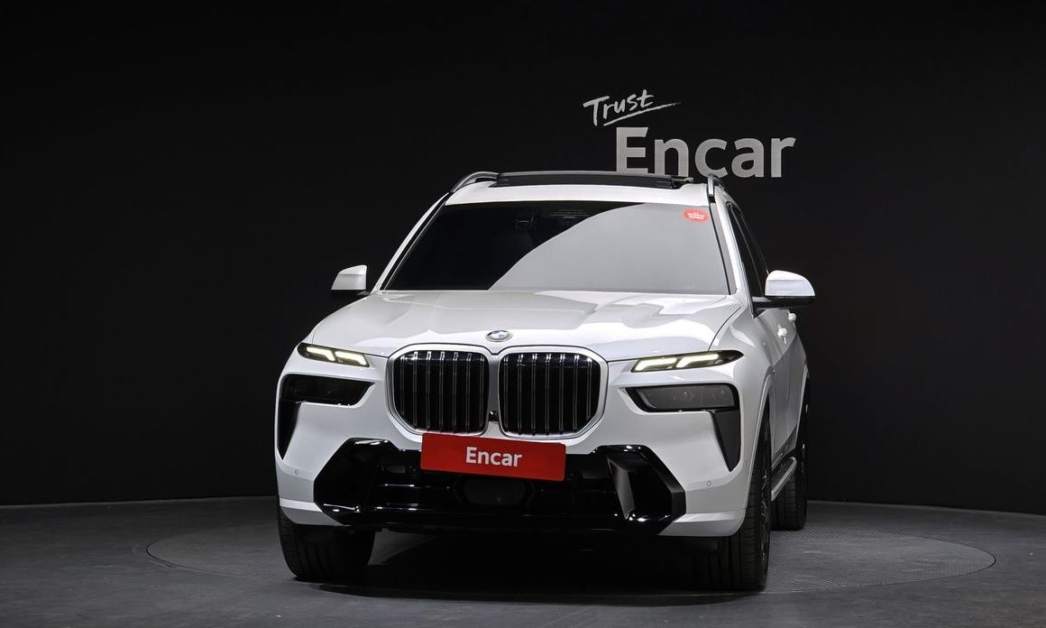 BMW X7 xDrive 40i M Sport 6STR, 2025