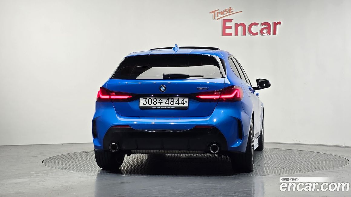 BMW 1-Series 120i M Sports, 2023