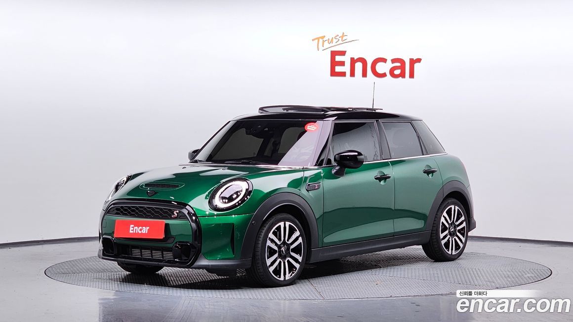 Mini Cooper 5Door Classic, 2024