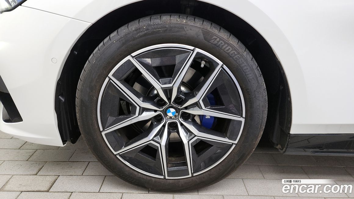 BMW 5-Series 520i M Sport, 2024