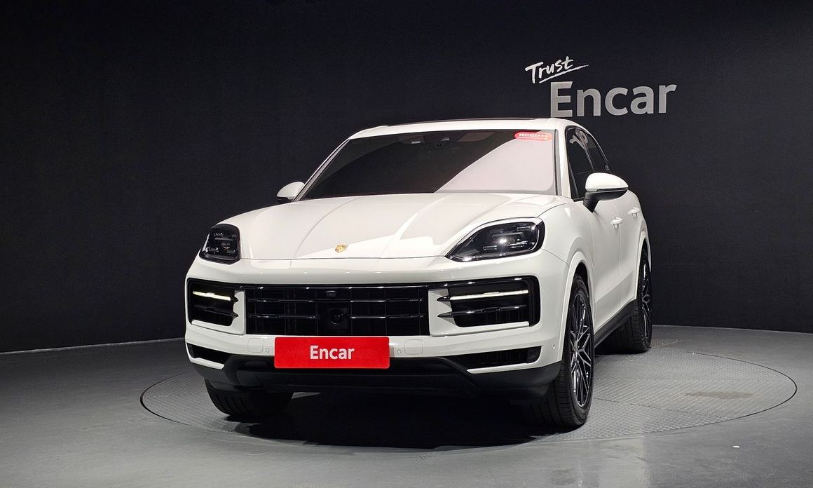 Porsche Cayenne 3.0, 2024