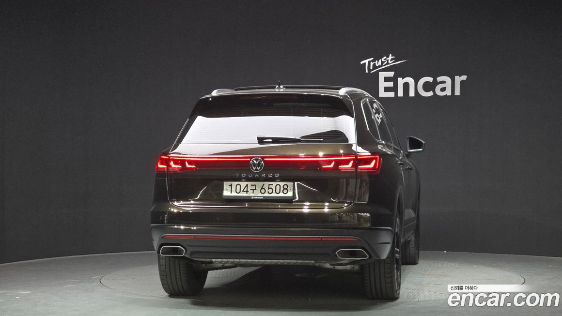 Volkswagen Touareg 3.0 TDI Prestige, 2024