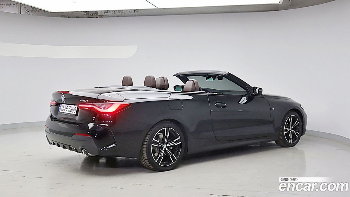 BMW 4-Series 420i M Sport Convertible, 2023