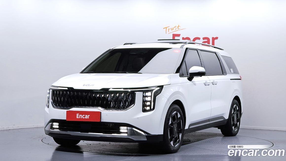 Kia Carnival 9-Seater Signature, 2025
