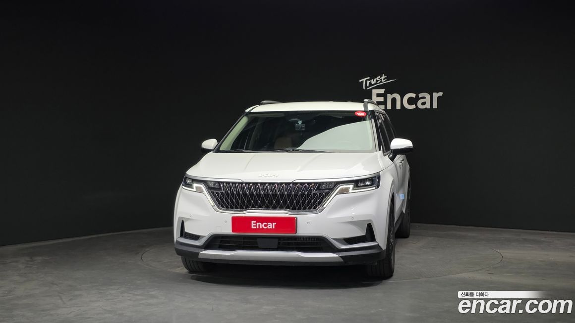 Kia Carnival 9-Seater Prestige, 2023