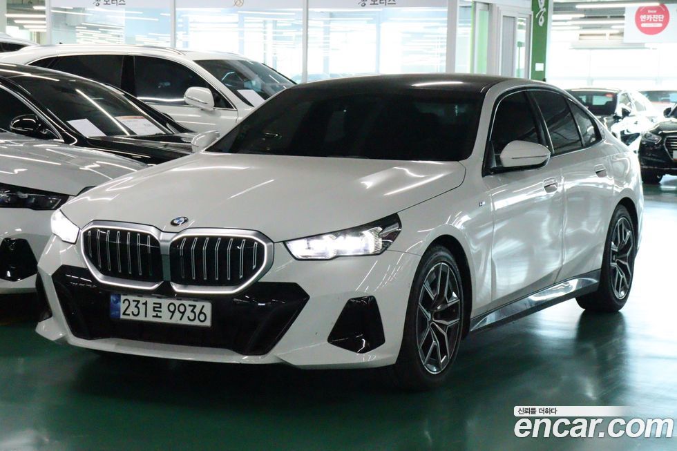BMW 5-Series 520i M Sport, 2024