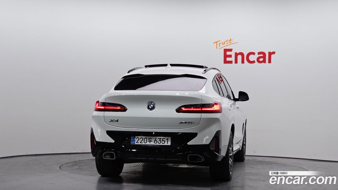 BMW X4 xDrive20i M Sport, 2025