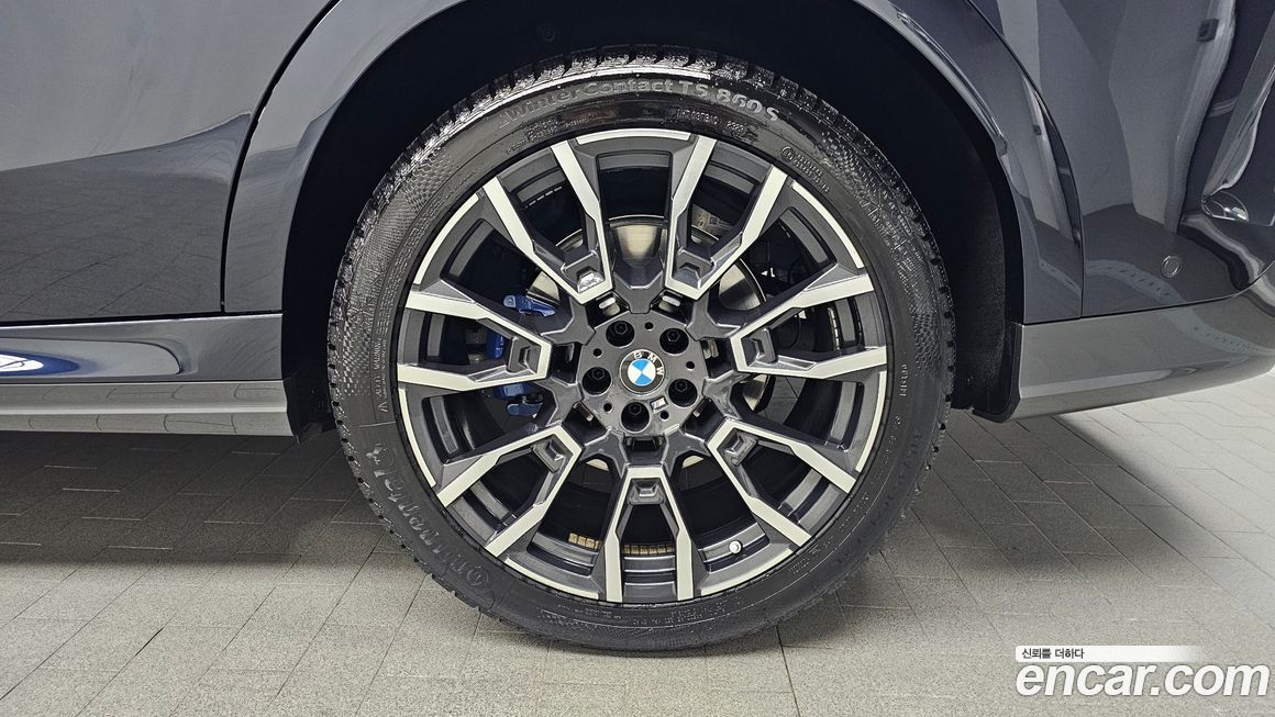 BMW X6 xDrive40i M Sport, 2024