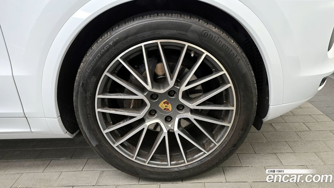 Porsche Cayenne 3.0 Coupe, 2022