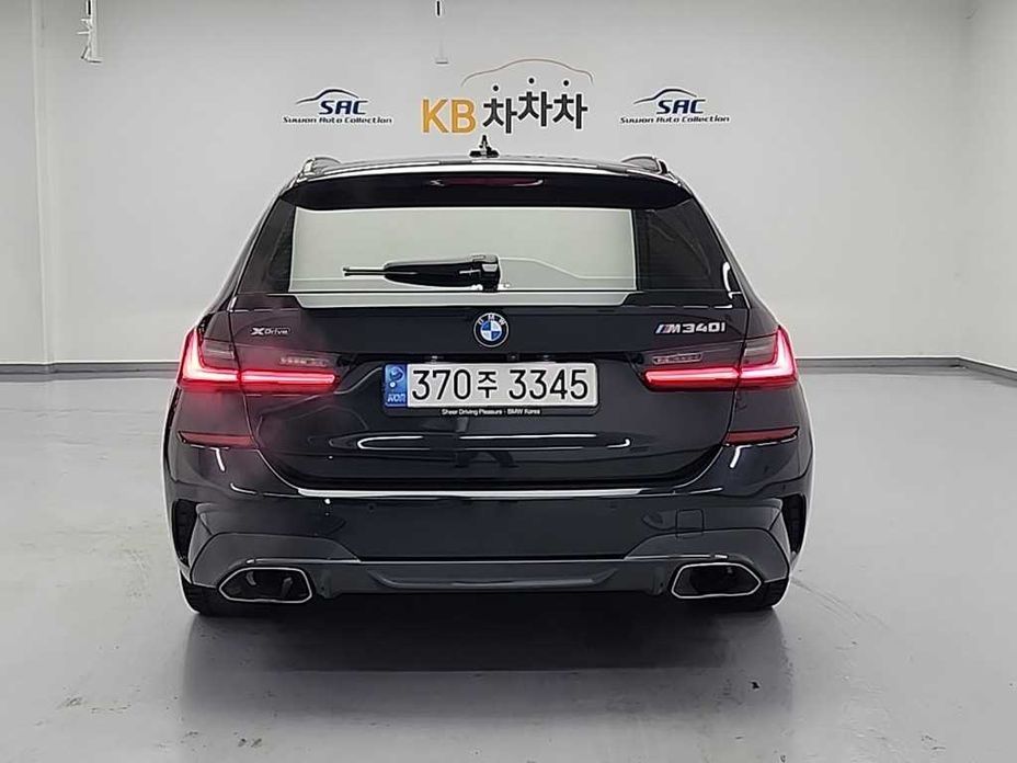 BMW 3-Series M340i xDrive Touring Performance, 2022