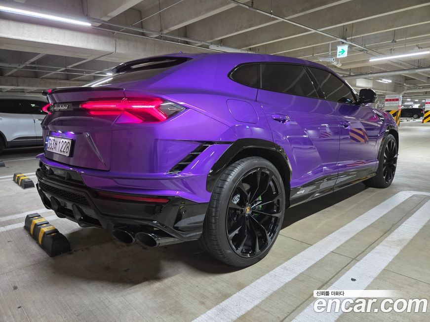 Lamborghini Urus 4.0 V8 S, 2024