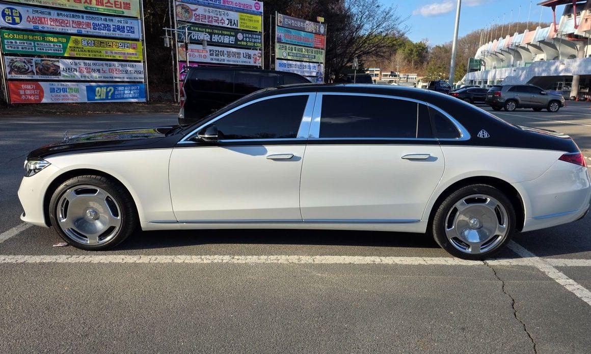 Mercedes-Benz S-Class Maybach S580 4MATIC, 2024