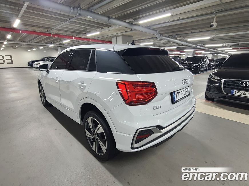 Audi Q2 35 TDI Premium, 2023
