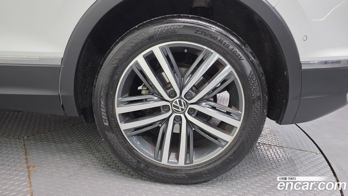 Volkswagen Tiguan 2.0 TDI Prestige, 2023