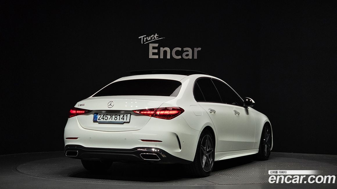 Mercedes-Benz C-Class C200 AMG Line, 2025