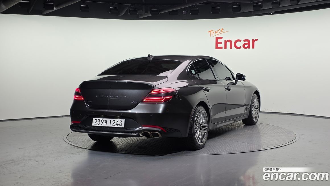 Genesis G70 Gasoline 2.0T 4WD, 2023