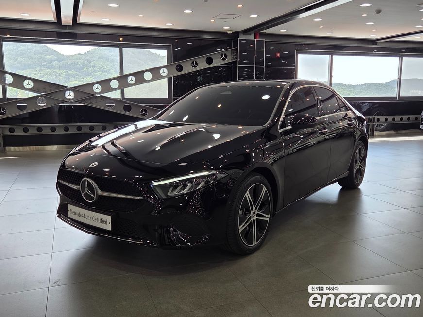 Mercedes-Benz A-Class A220 Sedan, 2025
