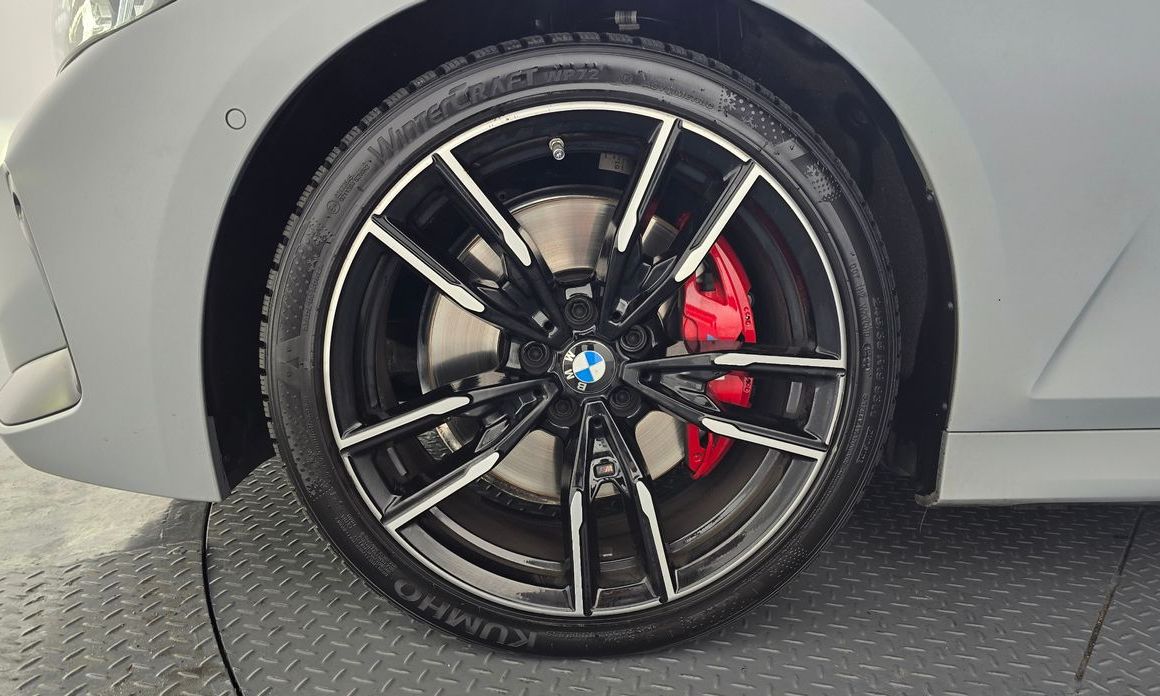 BMW 3-Series M340i, 2025