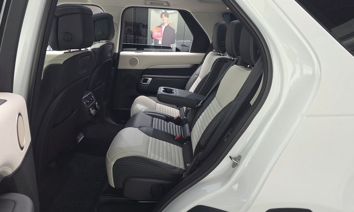 Land Rover Discovery D350 Dynamic HSE, 2025