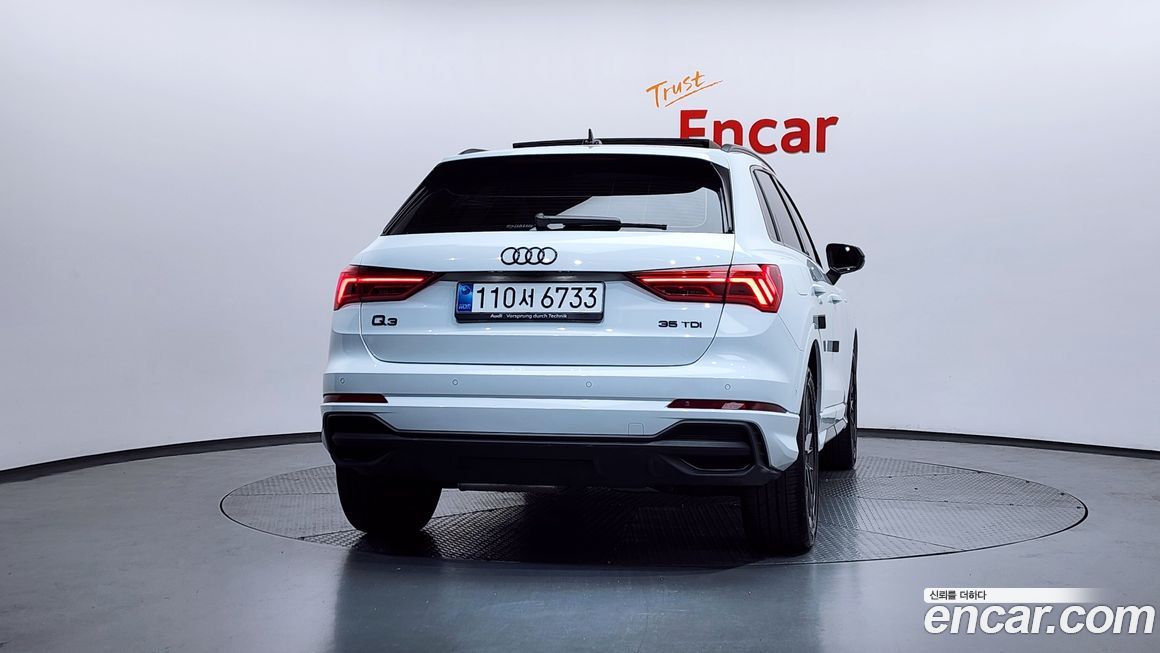 Audi Q3 35 TDI Premium, 2025