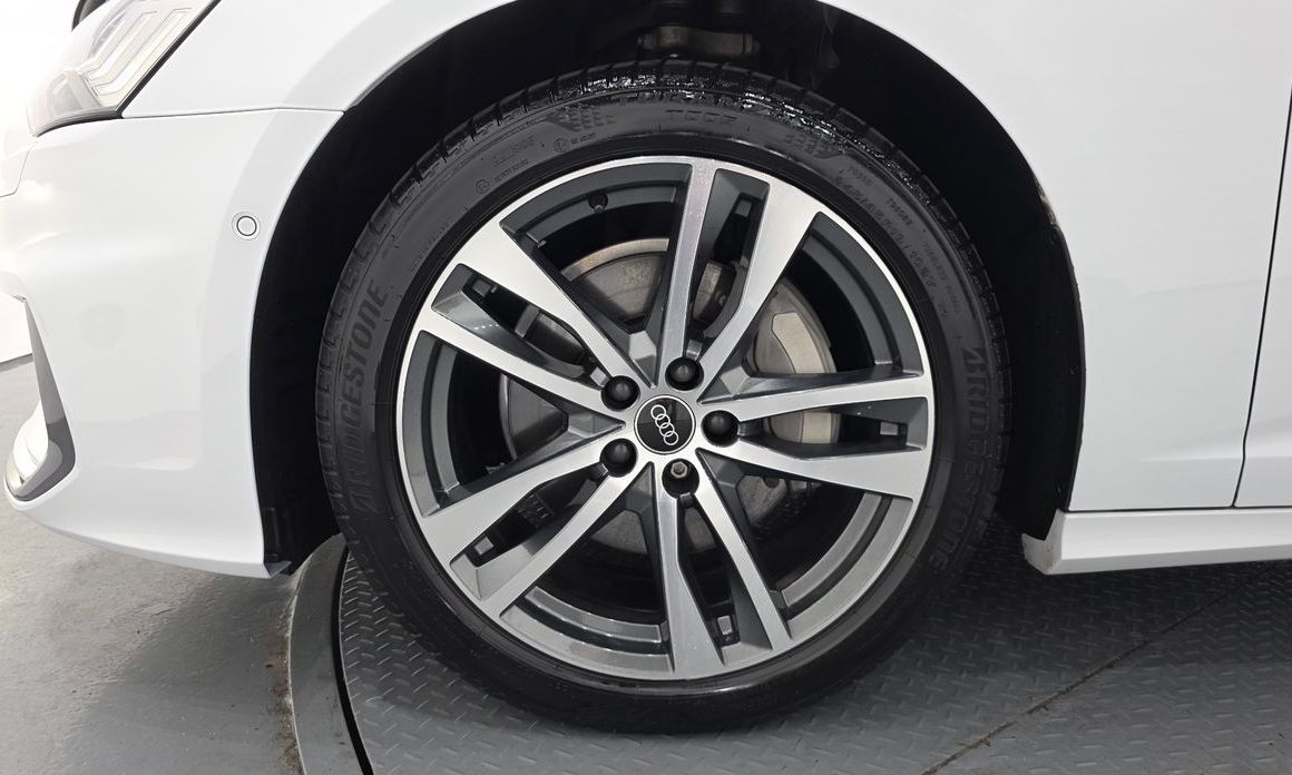 Audi A6 45 TFSI Quattro Premium, 2023