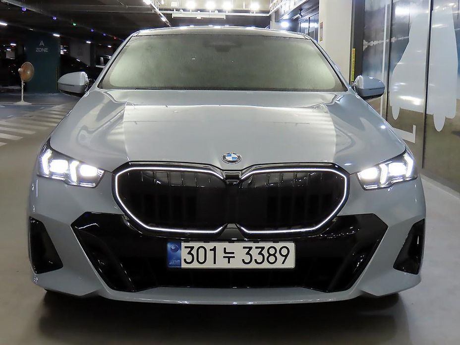 BMW 5-Series 520i Special Edition, 2025